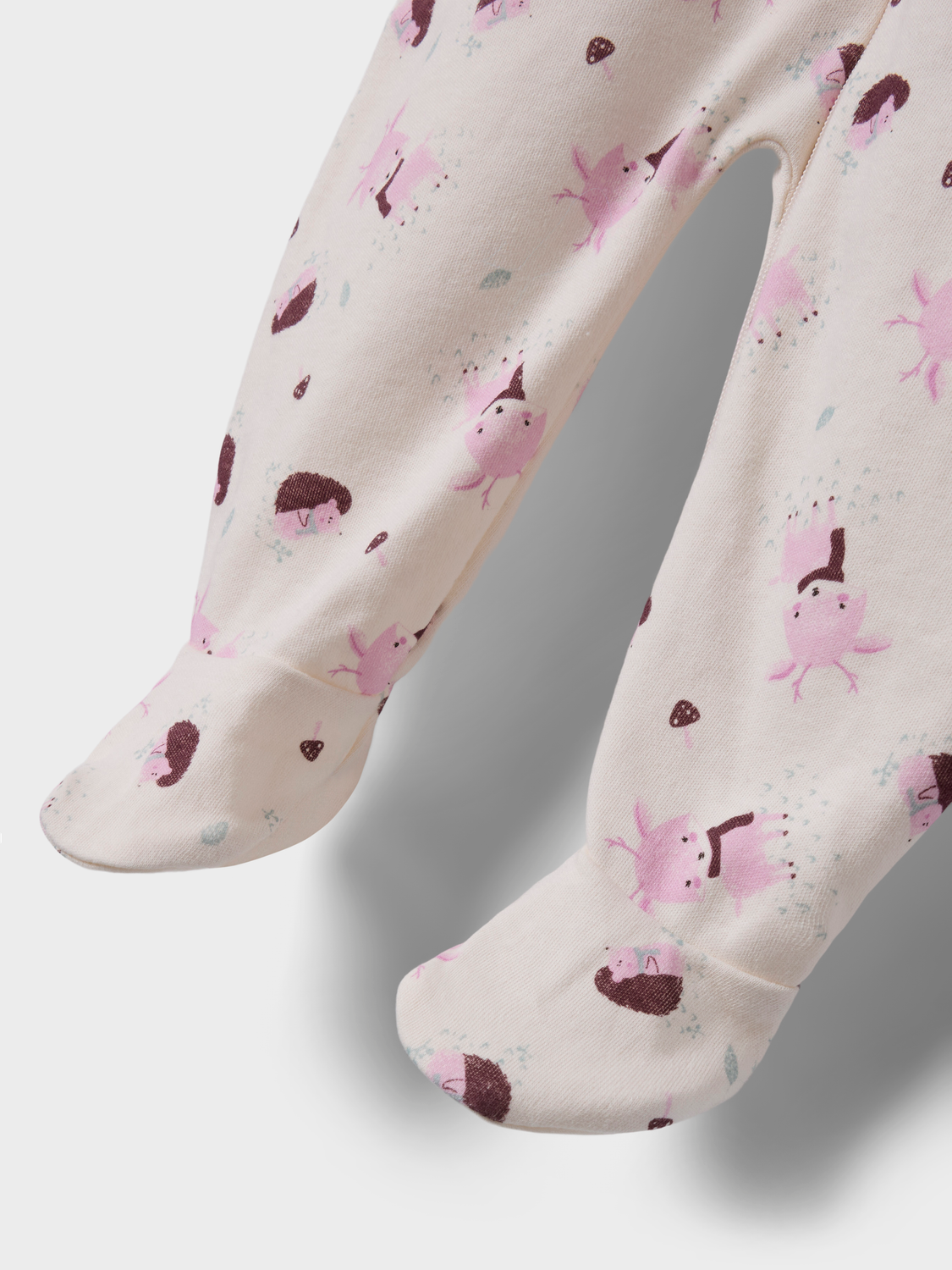 model_shot-front_full